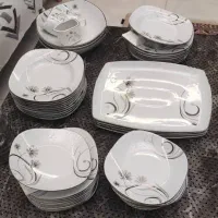 تعدادی ظروف