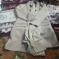 طبق این قانون را اجرا کند|لباس|تسوج, |دیوار