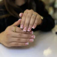 خدمات تخصصی ناخن