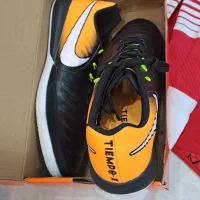 لباس و کفش ورزشی|کیف، کفش، کمربند|اهواز, کمپلو شمالی|دیوار