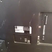 ال ای دی ضربه خورده صدا داره یکم تصویر هم‌داره|تلویزیون و پروژکتور|شیراز, گل سرخ|دیوار