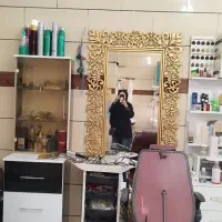 آیینه وصندلی آرایشگاه زنانه|آرایشگاه و سالن‌های زیبایی|چناران, |دیوار