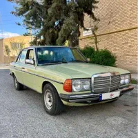 مرسدس بنز W123 کاهویی داخل چرم زیتونی