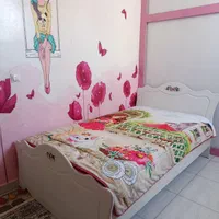 تختخواب زیبای آپادانا