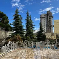 ویلایی ۱۴۰۰متر زمین / ۸۰۰متر بنا تریبلکس / رویایی|اجارهٔ خانه و ویلا|تهران, اقدسیه|دیوار