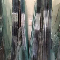 خدمات نصب شیشه و شیشه بری بهار