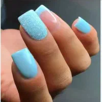 آموزش کاشت ناخن