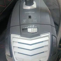 دو عدد جارو برقی سالم یکیش در حد نو دومی کارکرده