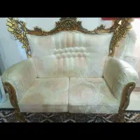 مبلمان تاج دار