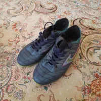 کفش فوتبال چمن میخی سایز ۴۱