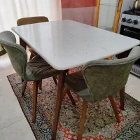 میز غذا خوری