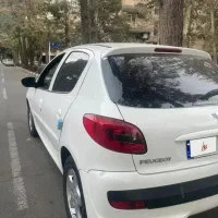 207 سقف فلز 1402|خودرو سواری و وانت|مشهد, کلاهدوز|دیوار