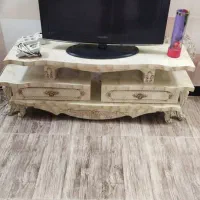 میز تلوزیونی کاملا نو