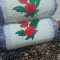 رو بالشت و متکا
