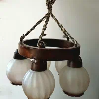 لوستر ۵/شاخه چوبی با حبابهای بسیار مقاوم و خارجی