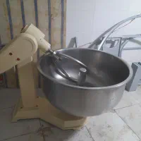 خمیرگیر سه کیسه با میز کار بربری|ماشینآلات صنعتی|چهارباغ, |دیوار