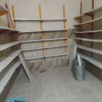 قفسه برای ظروف پلاستیکی بوده در حد نو