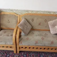 مبل چوبی سالم کم جا|مبلمان خانگی و میز عسلی|نیشابور, دربقاضی|دیوار