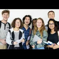 آموزش زبان‌ انگلیسی (حضوری انلاین)|خدمات آموزشی|اصفهان, باغ کاران|دیوار