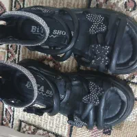 کفش‌های دخترانه فروشی|کفش و لباس بچه|کرج, حسن آباد|دیوار