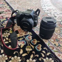 دوربین cannon 250D
