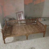 تخت سنتی چوبی۲عدد