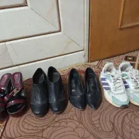 چند جفت کفش زنونه