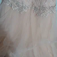 یک عدد لباس مجلسی دون زیبا عروسی فروش داریم|لباس|شاهین دژ, |دیوار