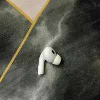 گوش چپ ایرپاد پرو 2