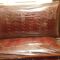 پشتی دو عدد|پشتی|مشهد, هفت تیر (حافظ)|دیوار