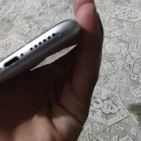 ایفون Se 2020 ۱۲۸ گیگ سفید در حد