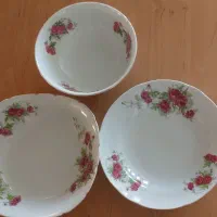 سه تکه چینی گل سرخی قدیمی عتیقه ۶۵ ساله