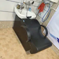 صندلی آرایشگاه مردانه و سرشور|آرایشگاه و سالن‌های زیبایی|داران, |دیوار