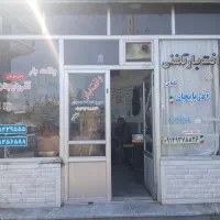 دفتردار در وانت‌بار