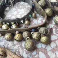 22 عدد قورچه کهنه ب همراه کمربند