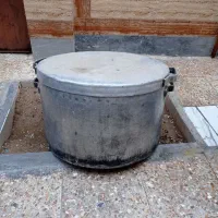 دیگ بزرگ آشپزی و کپسول گاز