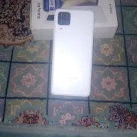 گوشی فروشی