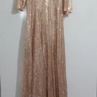 یک مانتو بلند کارشده|لباس|بومهن, |دیوار