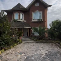 ویلانماانگلیسی/شهرکی/ساحلی/مدارک کامل/استخردار