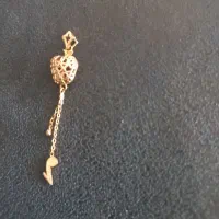 اویزی گردن بلند