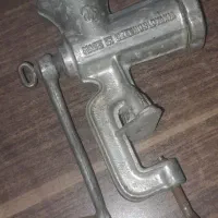 چرخ گوشت قدیمی