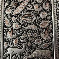 یک دیس بزرگ ویک مس کارشده