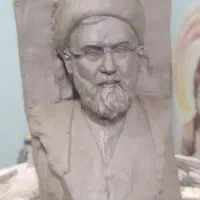 مجسمه ی آقای مجتبی خامنه ای