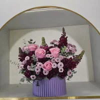 گلفروشی گلاریس باکس گل بنفش و صورتی