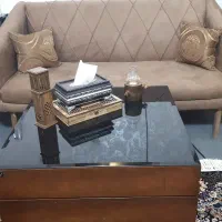 مبل ۷نفره بسیارتمیزبا میزوسط