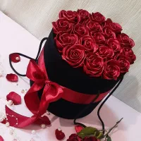 باگس و دسته گل ولنتاین