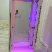 بوفه سه طبقه و چراغ دار
