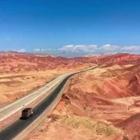 زمین چشمه نادی جاده معدن