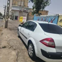 مگان اتوماتیک موتور 2000