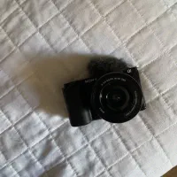 دوربین Sony ZV-E10|دوربین عکاسی و فیلم‌برداری|ساری, |دیوار